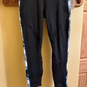 Athleta Marble Precision 7/8 Tight